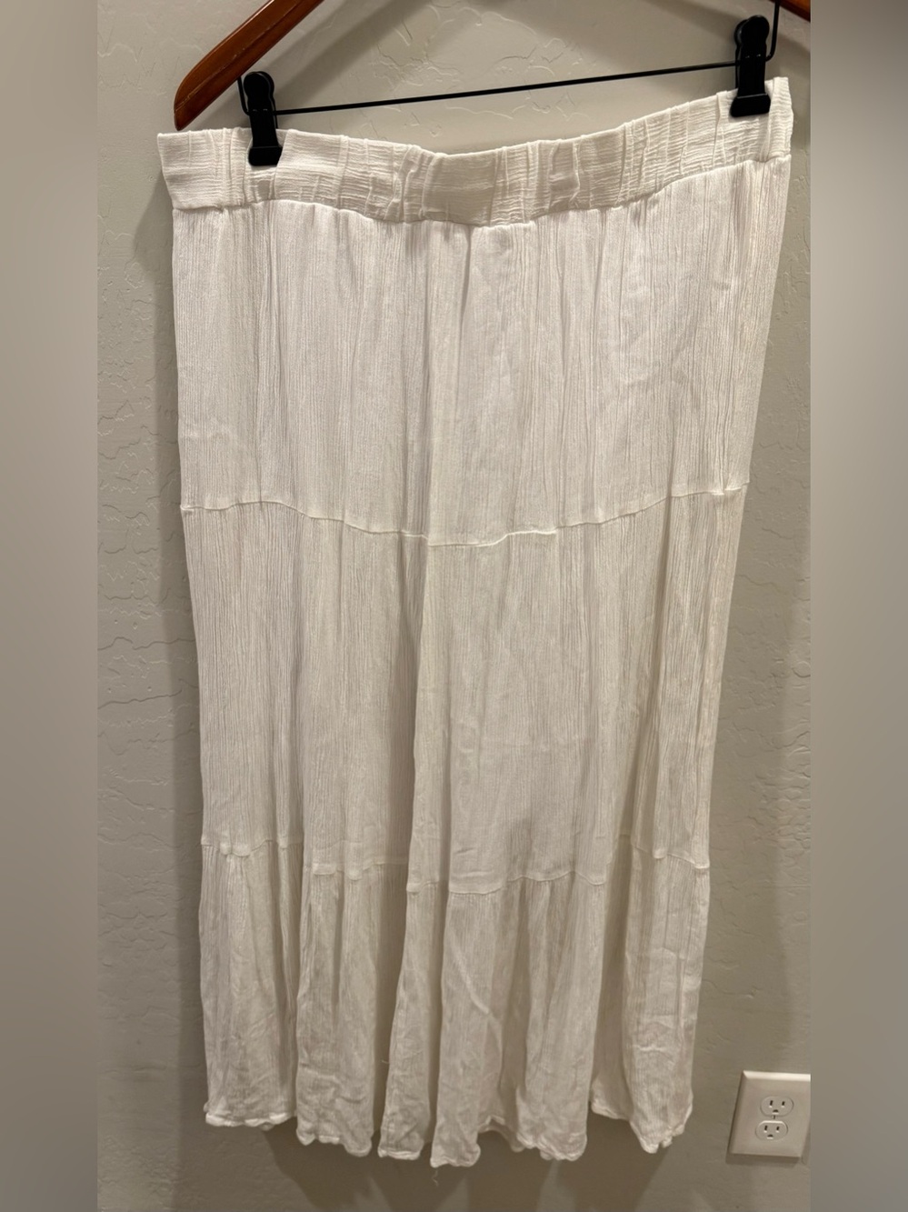 Haute Monde White Tiered Maxi Skirt XL